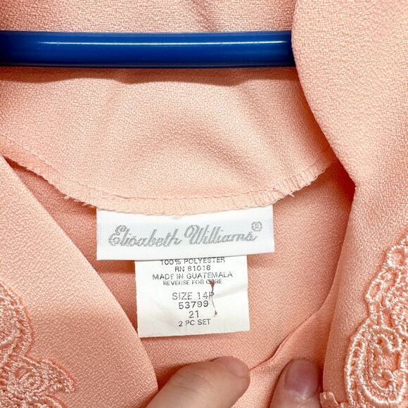 Elizabeth William VTG Top Women Size 14P Button Down Short Sleeve Pink Floral - Picture 2 of 4